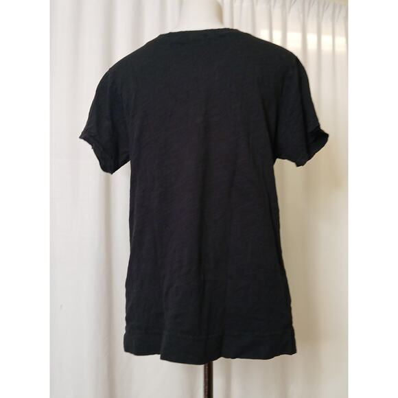 Fresh Produce Black T-shirt V-neck Small Chest Pocket Mother of Pearl Button L - Picture 2 of 10